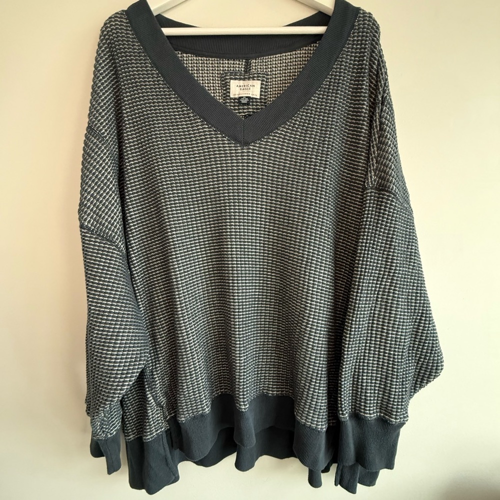 American Eagle V-Neck Women's Sweater